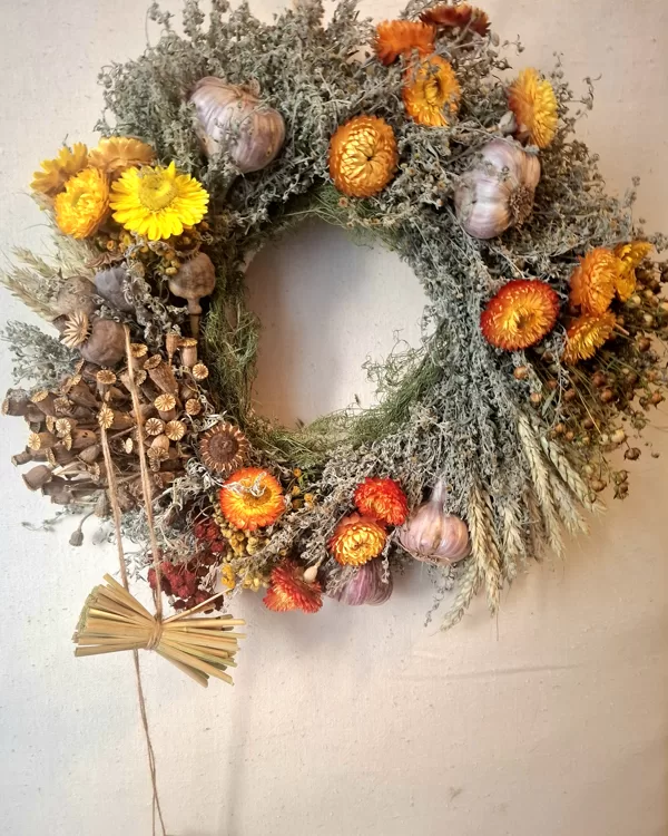 Ražas un bagātības vainags. Rezervēts 