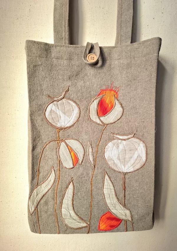  Rezervēts. Stingra linu auduma plecu soma ar oderi un iekškabatu. 25 x6 x38 cm.plecu josl